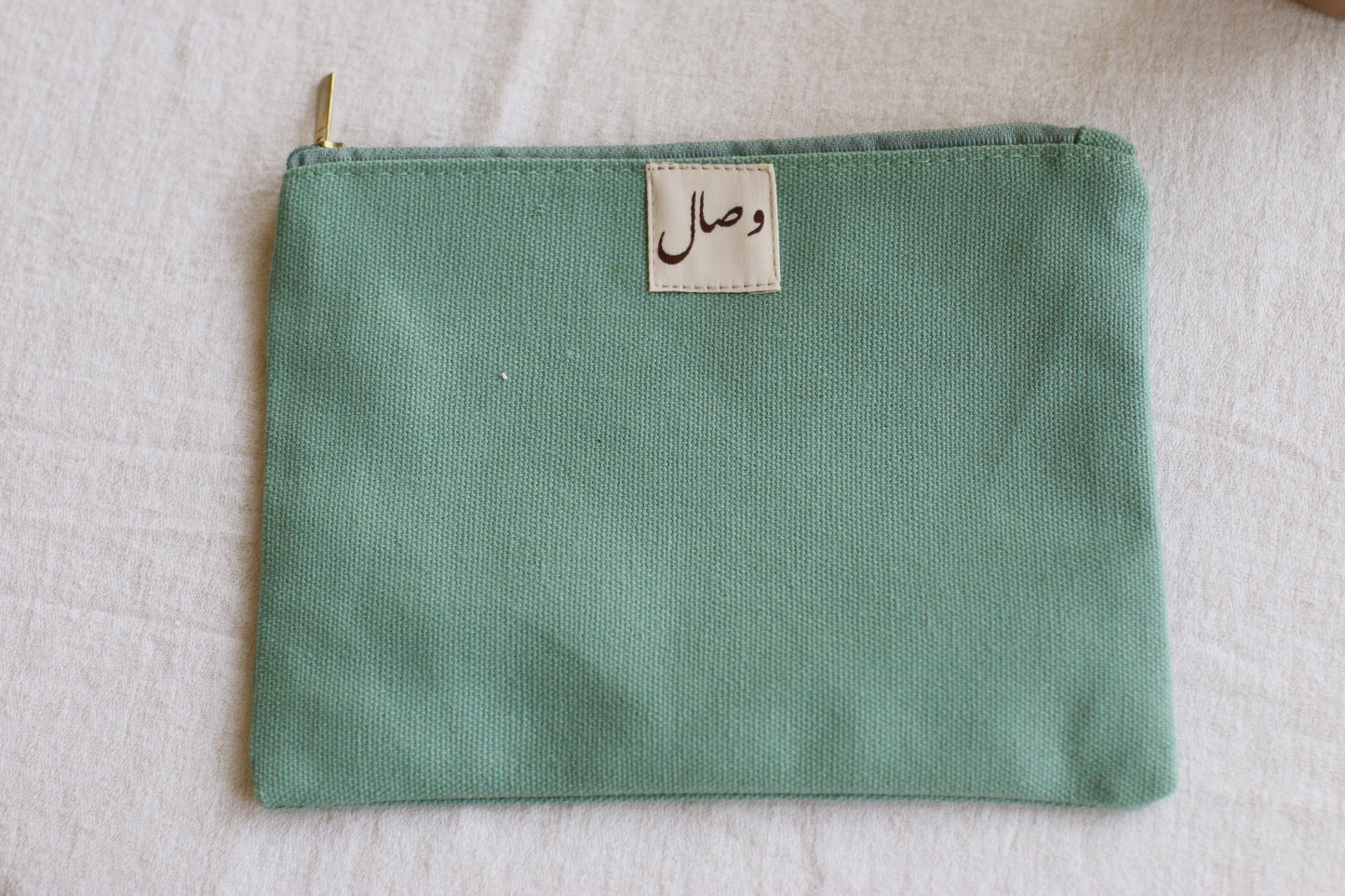 Green embroidery case - روح و حياة و نجمتين و قُمر