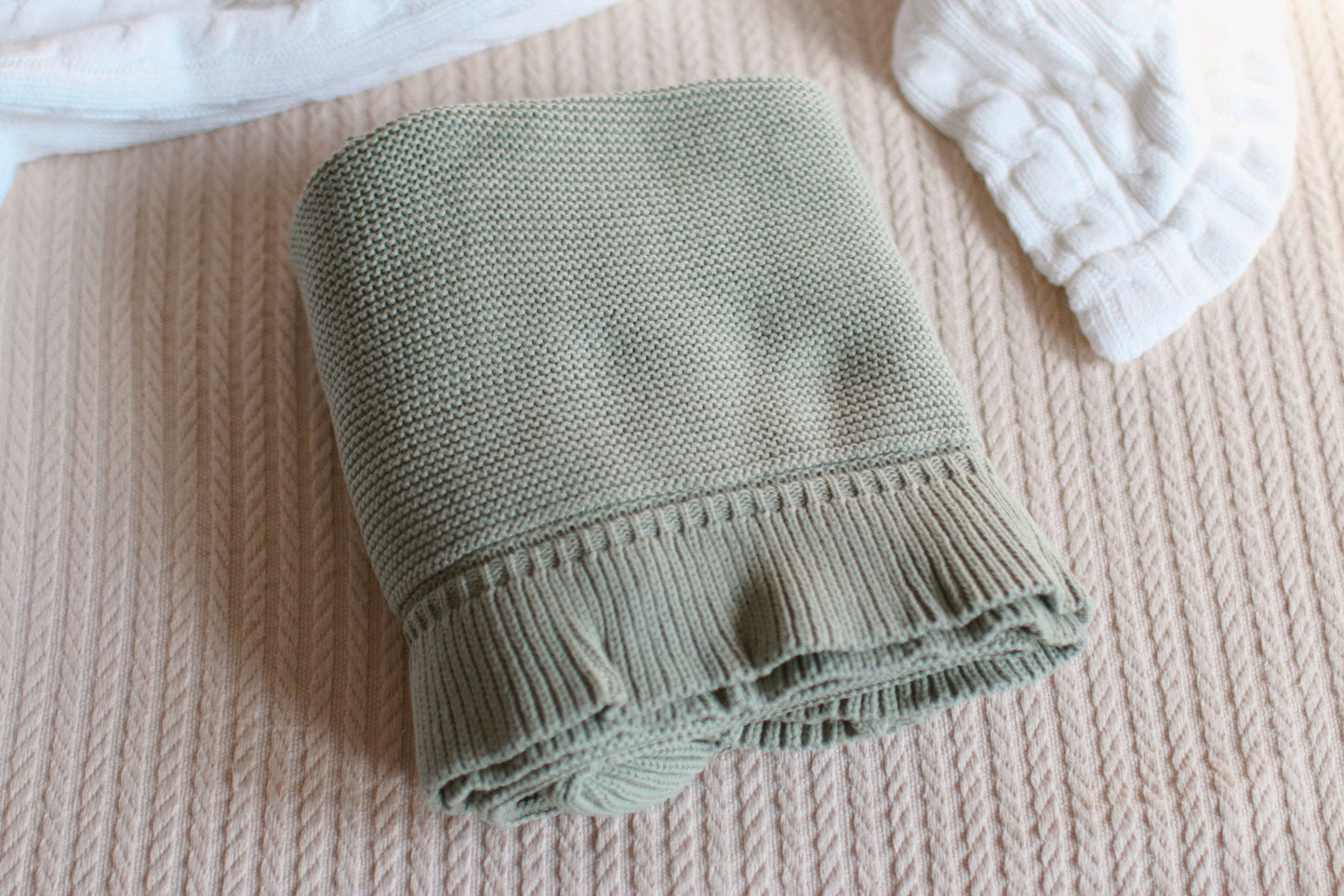 Wisal New born box (Sage green) | صندوق وصال للمواليد