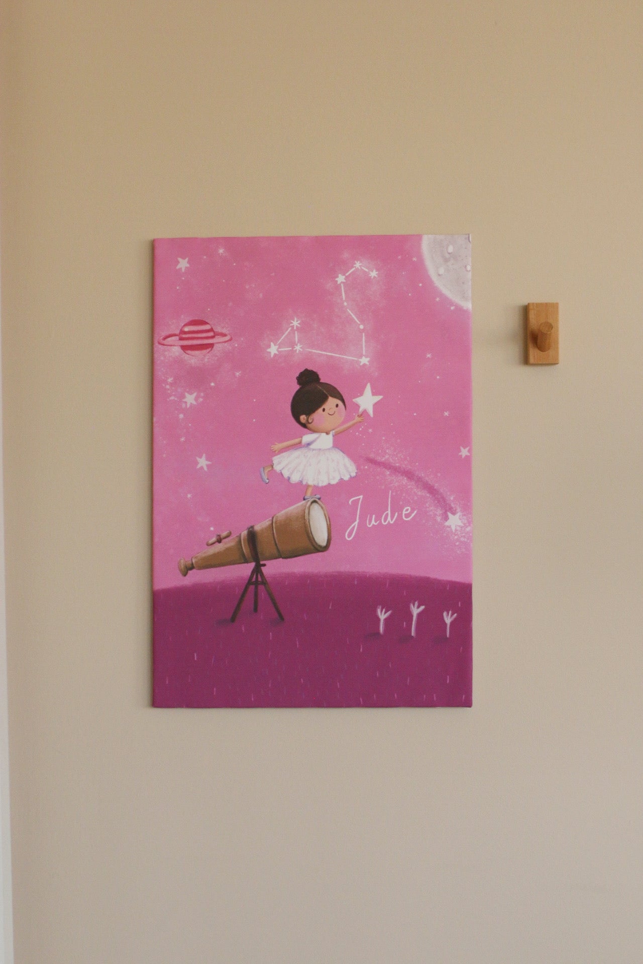 Reaching for the Stars printed Canvas (Customised) 40*60cm | لوحة كانفاس مطبوعة "نَحو النجوم"